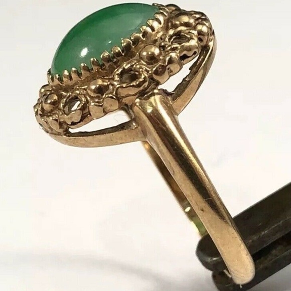 Stunning Estate VNT Solid 10K Yellow Gold Jade Jadeite Cabochon Ring Size 7 - Picture 4 of 13